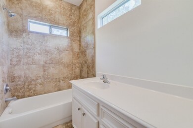 428 Pecore St unit A, Houston, TX 77009 - photo 7