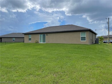 849 Lochman Dr, Fort Myers, FL 33913 - photo 4
