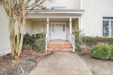 002_Front of House