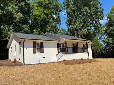 5637 Trotter Country Rd, High Point, NC 27263 - photo 2