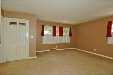 6008 Dagle Dr, Des Moines, IA 50311 - photo 3