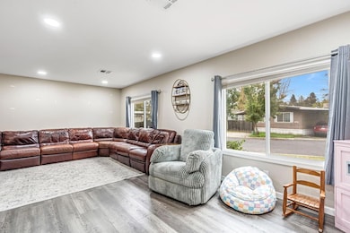 9360 N Blackstone Ave unit 174, Fresno, CA 93720 - photo 5