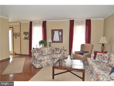 553 Hereford Ln, Mickleton, NJ 08056 - photo 4