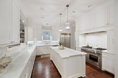 8334 Leafy Ln, Houston, TX 77055 - photo 4