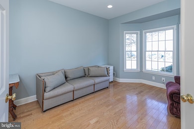 1 Bethpage Dr, Skillman, NJ 08558 - photo 4