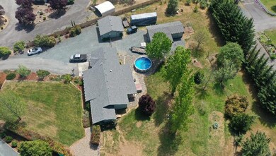 212 Sunbeam Cir, Merlin, OR 97532 - photo 5