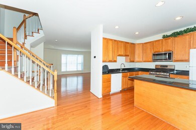 2454 Founders Way, Herndon, VA 20171 - photo 7