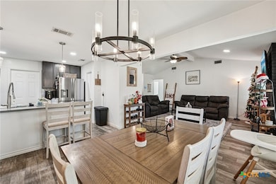 2009 Starlight Dr, Killeen, TX 76543 - photo 2