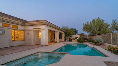 6461 E Crested Sagurao Ln-65