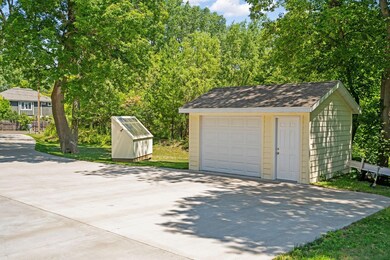 15715 Excelsior Blvd, Minnetonka, MN 55345 - photo 3