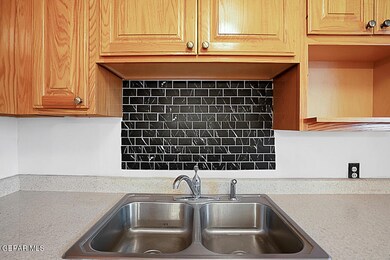 7828 Mustang Ave, El Paso, TX 79915 - photo 3