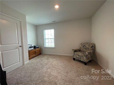 Guest bedroom downstairs 