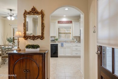 105 Harvest Pointe Cir, Lafayette, LA 70506 - photo 3