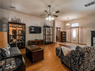 2304 NE 4th St, Moore, OK 73160 - photo 4