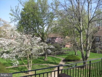 922 Montgomery Ave unit E4, Bryn Mawr, PA 19010 - photo 7