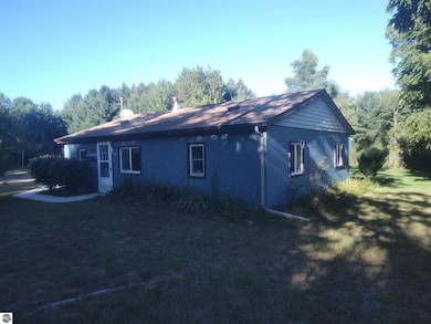 1831 Kitchen Rd, Whittemore, MI 48770 - photo 3