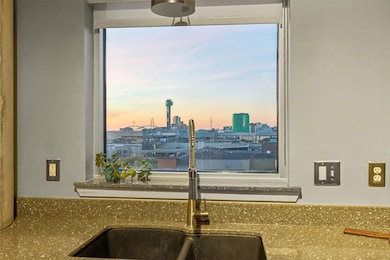 The Beat at Southside Station unit 705, Dallas, TX 75215 - photo 6