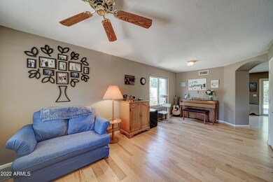 1729 N Pomeroy-5