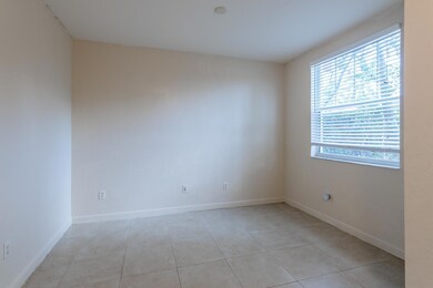 500 Pacific Grove Dr unit 2935, West Palm Beach, FL 33401 - photo 6