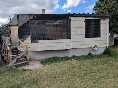 415 E Mill St, Osawatomie, KS 66064 - photo 5