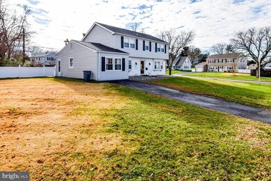 12601 Kernwood Ln, Bowie, MD 20715 - photo 4