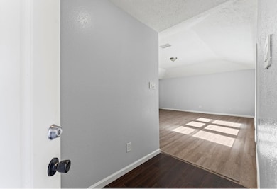 2808 Pinewood Dr, League City, TX 77573 - photo 3