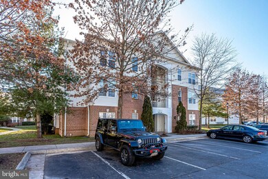 22641 Blue Elder Terrace unit 301, Ashburn, VA 20148 - photo 4