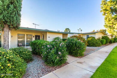 10536 W Highwood Ln, Sun City, AZ 85373 - photo 2