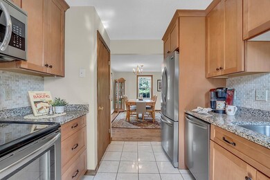 2 Winding Brook Ln, Merrimack, NH 03054 - photo 5