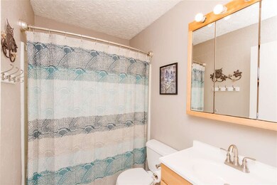 1026 Lilac Ln, Cedar Falls, IA 50613 - photo 6