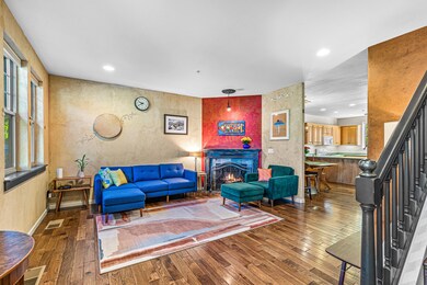 2216 Dollarhide Way, Ashland, OR 97520