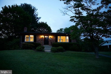 14533 Perrywood Dr, Burtonsville, MD 20866 - photo 2