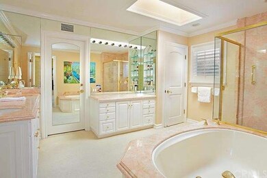 Elegant master bath