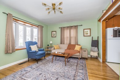 709 Fletcher Ln, Beech Grove, IN 46107 - photo 4