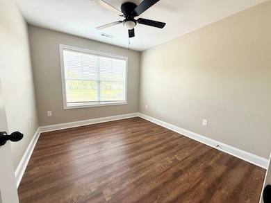 80 Ridge Rd unit D, Waverly, TN 37185 - photo 6