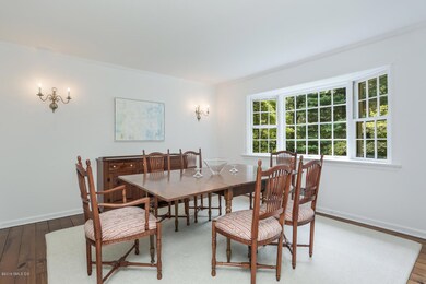 9 Dartmouth Rd Cos Cob CT-large-013-018-