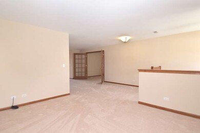 1547 Treeline Ct unit 904, Naperville, IL 60565 - photo 7