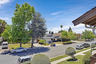 136 Hackamore Ln unit 18, Fremont, CA 94539 - photo 4