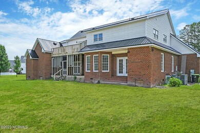 5-web-or-mls-1018 Gemstone Circle-00005