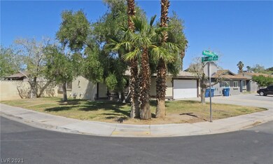 2064 Wagonwheel Ave, Las Vegas, NV 89119 - photo 3