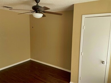 510 Billie Ruth Ln unit 510, Hurst, TX 76053 - photo 7