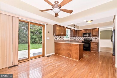 6594 Streamwood Ct, Sykesville, MD 21784 - photo 7