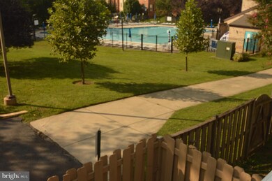 10240 Arizona Cir, Bethesda, MD 20817 - photo 4