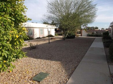 10554 W Ocotillo Dr, Sun City, AZ 85373 - photo 6