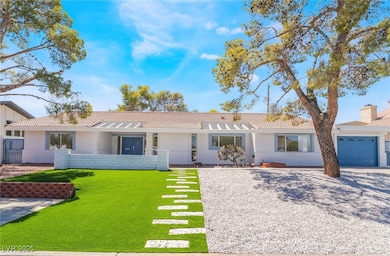 611 E Fairway Rd, Henderson, NV 89015 - photo 5