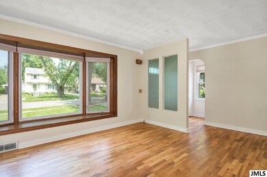 600 N Dexter Dr, Lansing, MI 48910 - photo 6