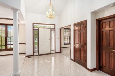 328 Ashmoore Cir E, Powell, OH 43065 - photo 2