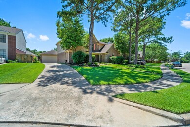 7807 Feather Springs Dr, Houston, TX 77095 - photo 5