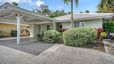 1345 Moonmist Dr unit T6, Sarasota, FL 34242 - photo 2