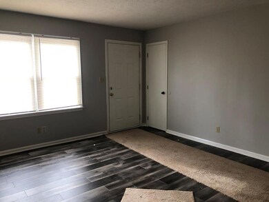 135 Boxwood Dr, Hopkinsville, KY 42240 - photo 5